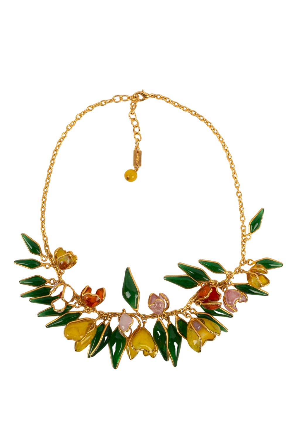 Collier Augustine