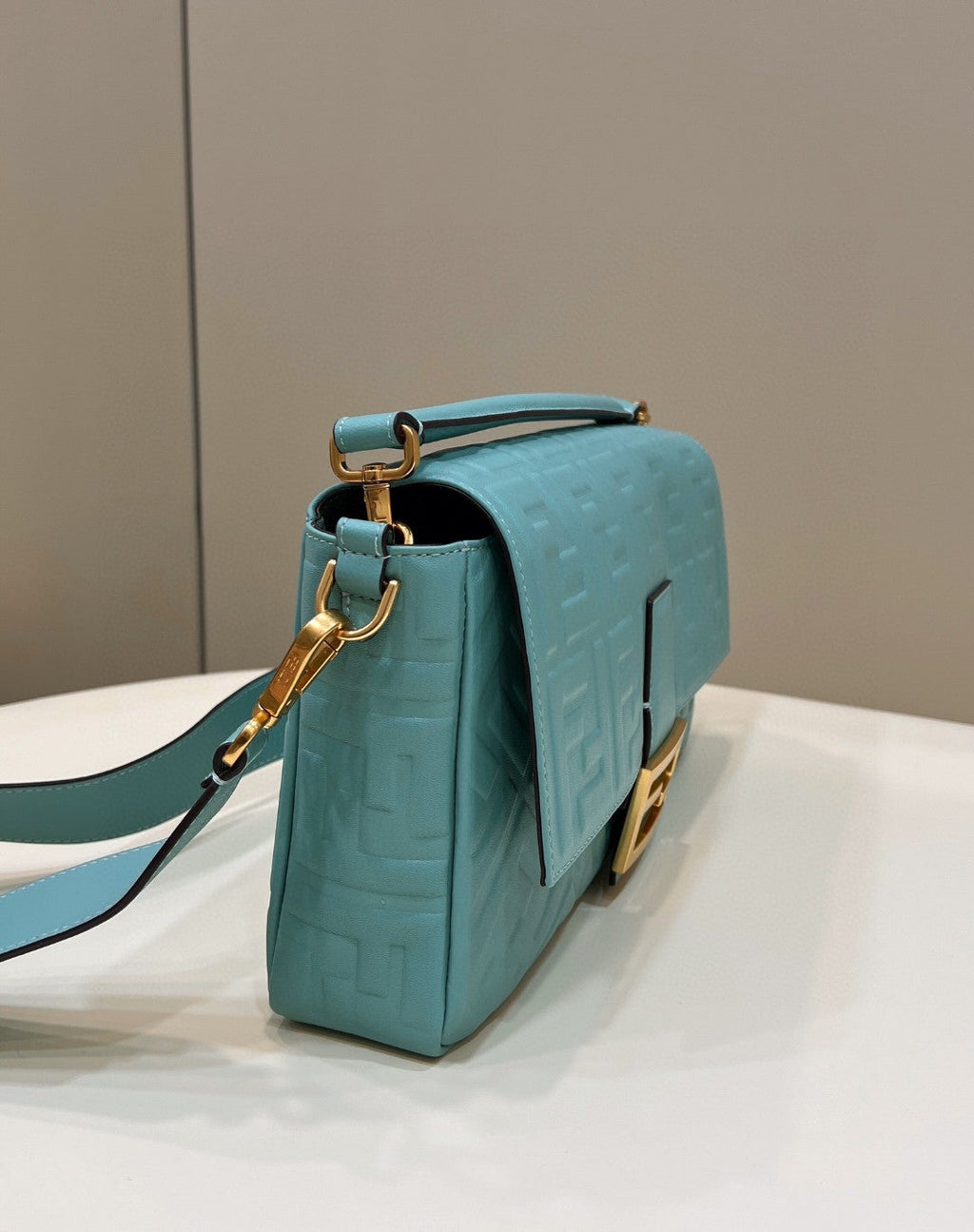 FI Baguette MeGLAMIum Mint Green Bag For Woman 27cm/10.5in 8BR600A72VF1IV6