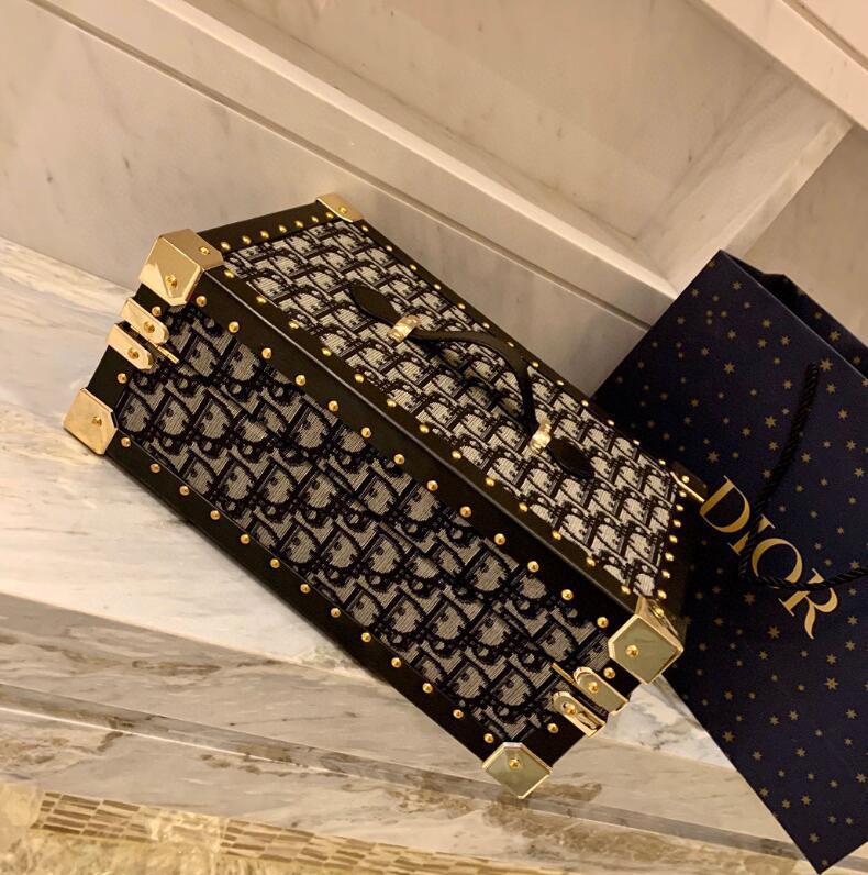 SAMCC - DOR Bags - 686