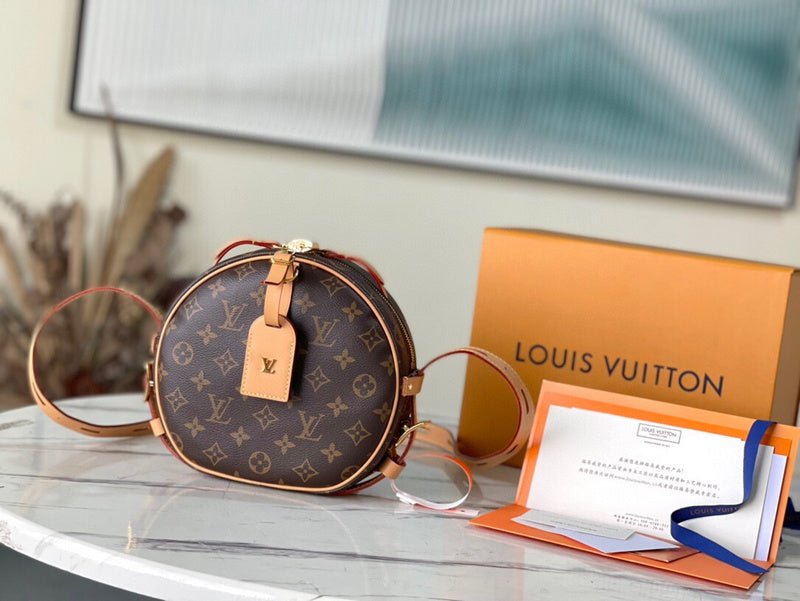 Fashion Lu-Vi bags - 4655