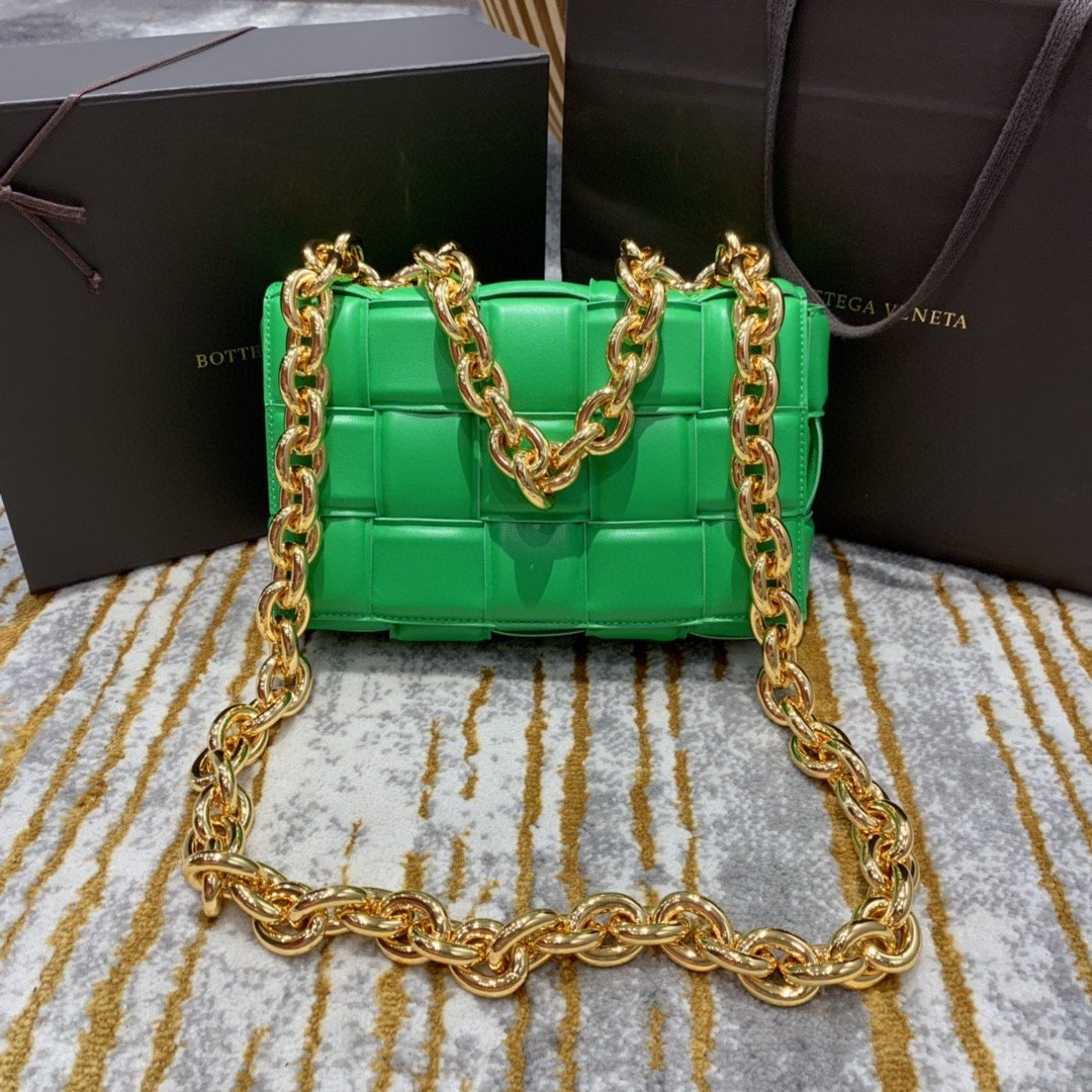 GLAMI Chain Cassette Bag For Women 10.2in/26cm In Green 631421VBWZ03722