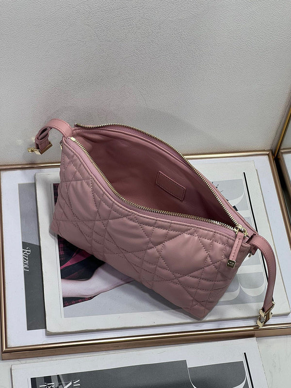 ELE - Dir Bags - 182