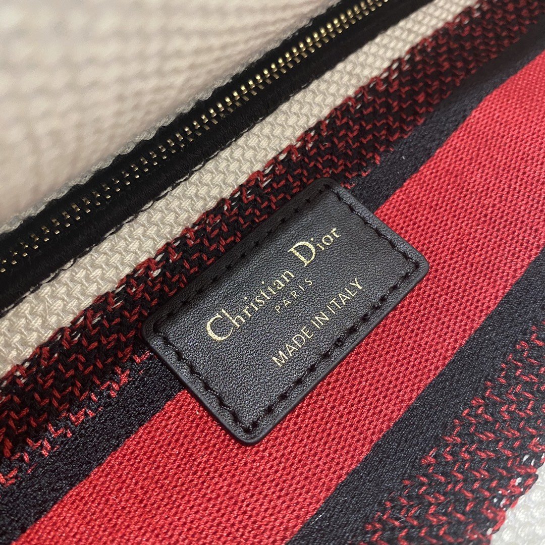 GLAMI MeGLAMIum Lady D-Lite Bag Multicolor Cupidon Embroidery, Red/Latte Handbags, 24cm CD M0565OTQG_M941