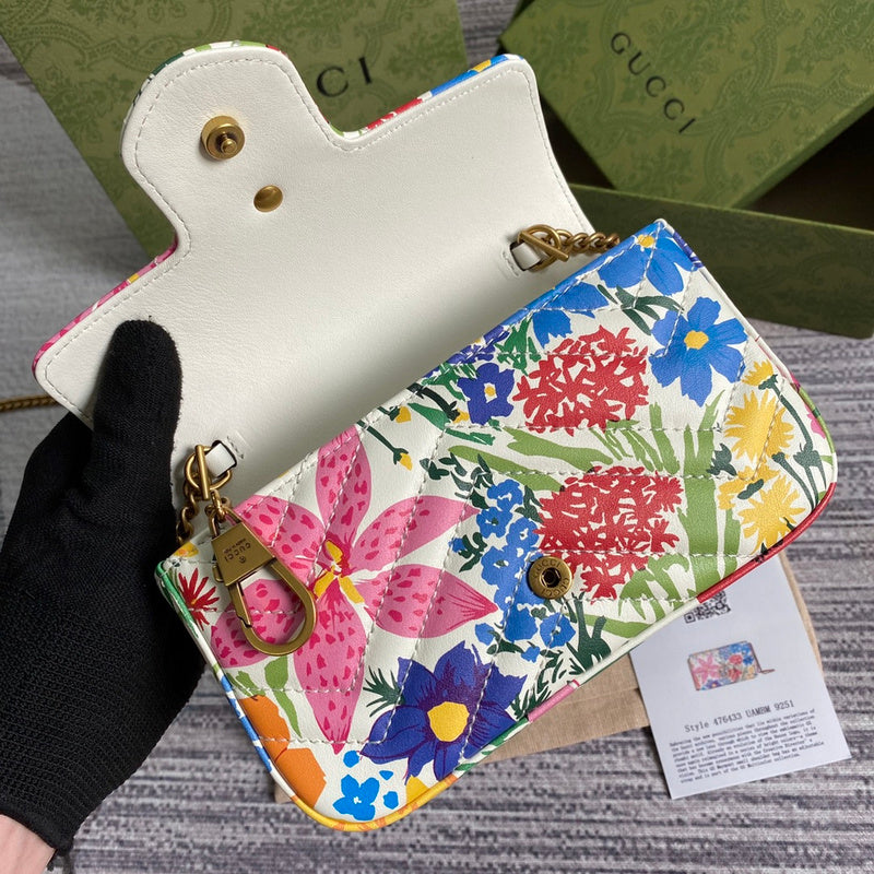 Glami - Glami Bags - 2011