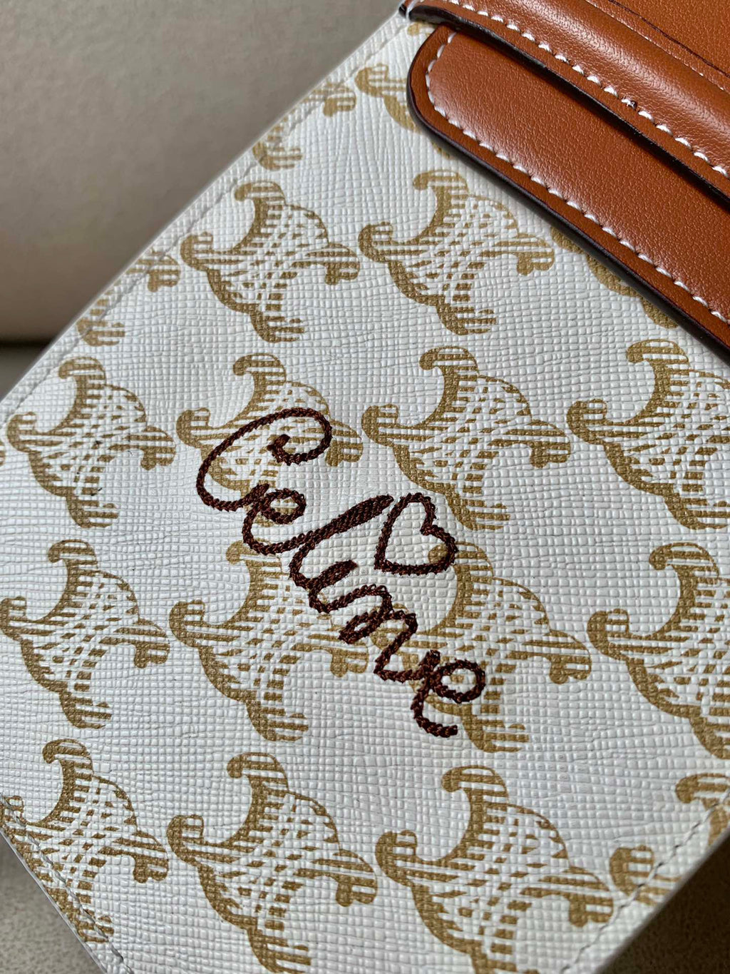 CE Printed Embroidered Flip Phone Bag White For Women 7.2in/18cm 