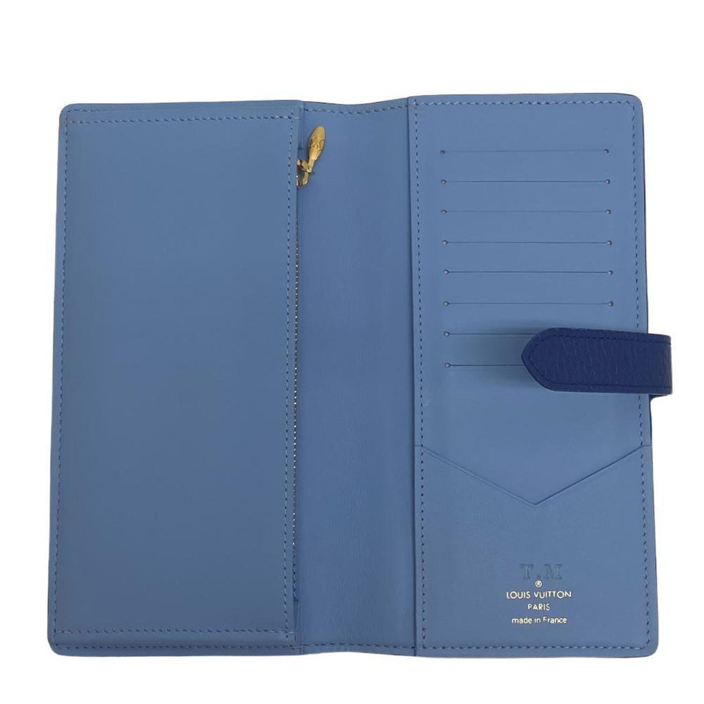 Louis Vuitton Capucines  Leather Wallet  ()