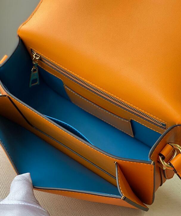 SAMC - LOV Bags - 2961