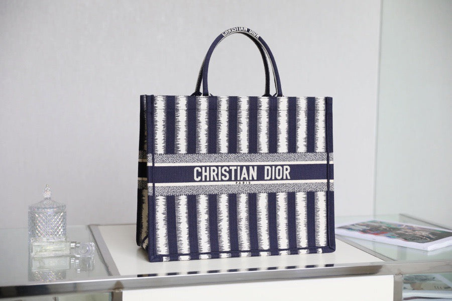 GLAMI Large Book Tote Blue, For Women, WomenÃ¢â‚¬â„¢s Handbags 16.5in/42cm CD
