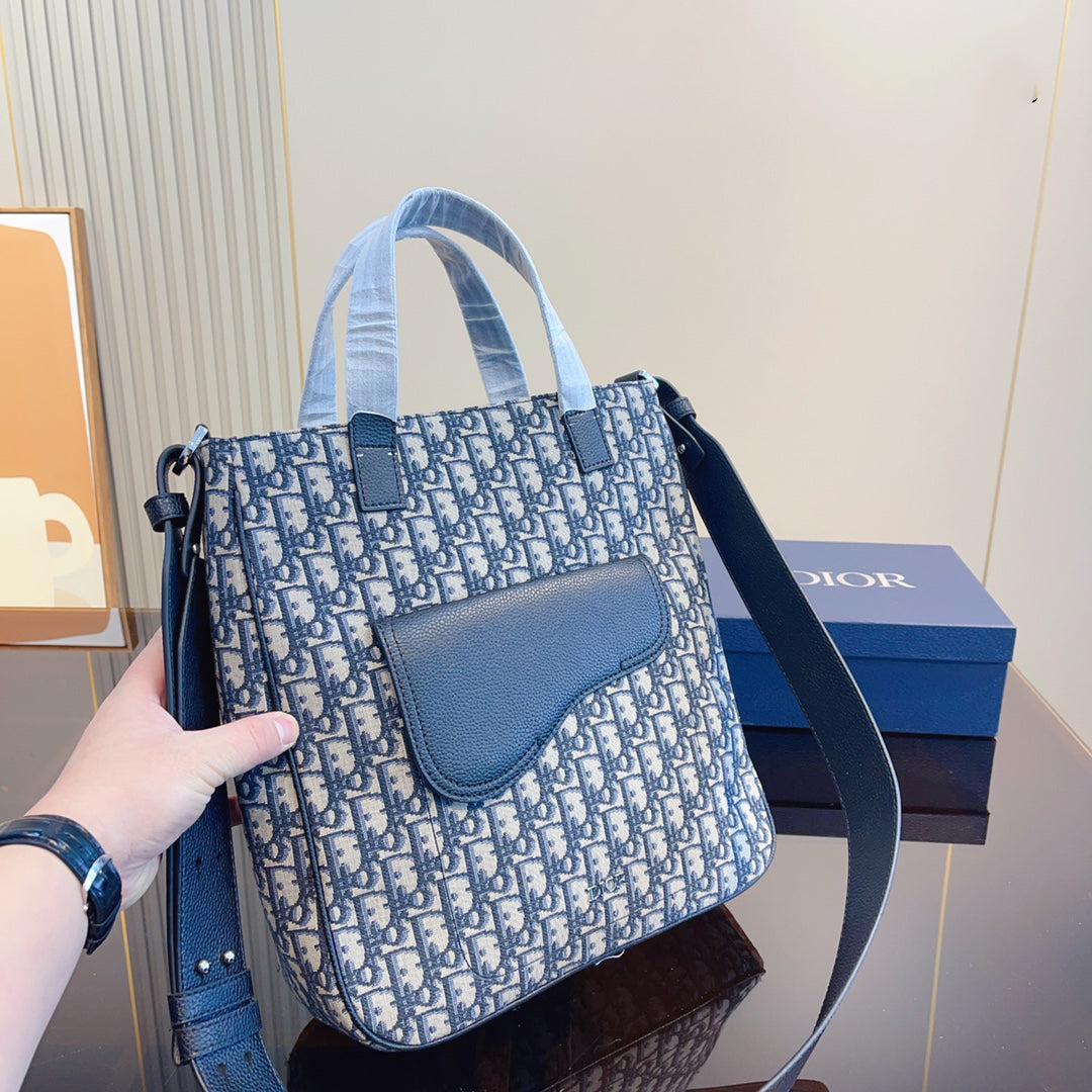 EN - Luxury Bags DIR 368