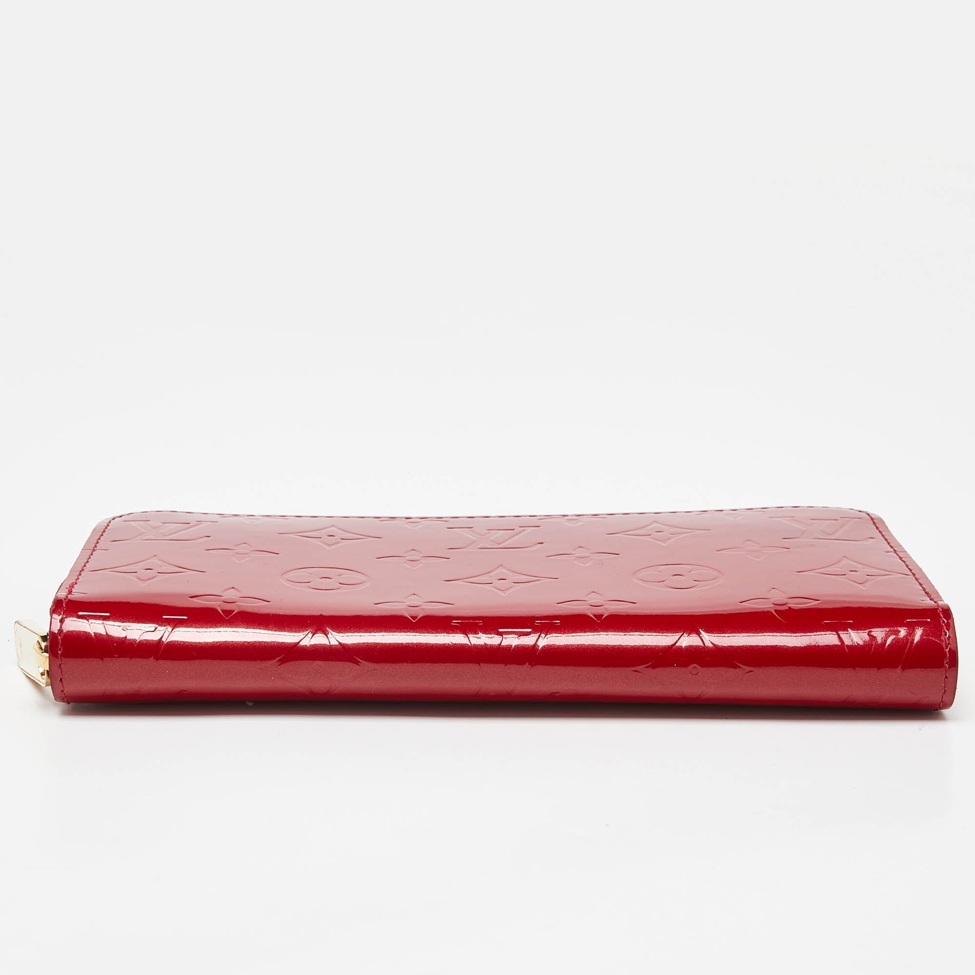 Louis Vuitton Pomme D&rsquo;amour Monogram Vernis Zippy Wallet