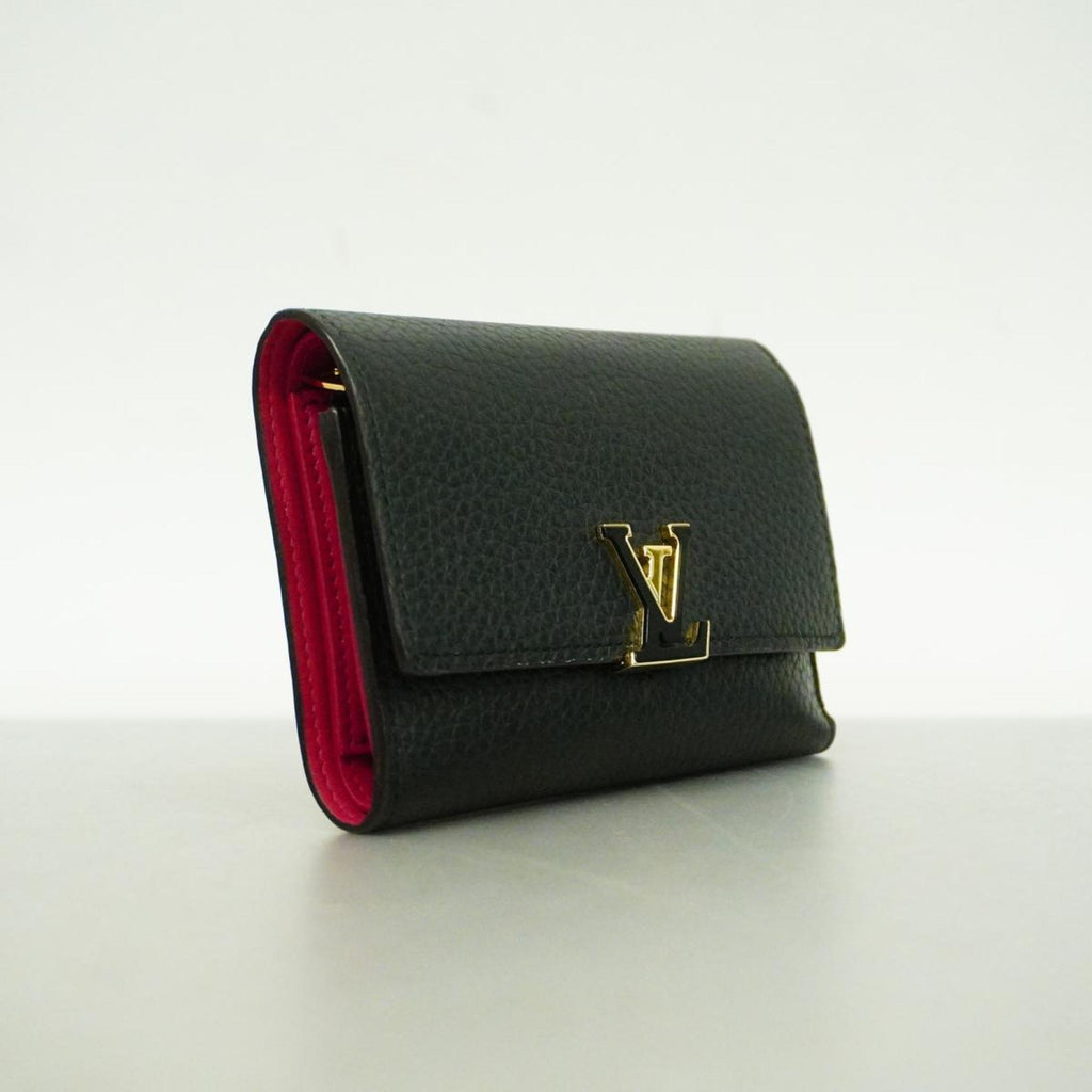 Louis Vuitton Capucines  Leather Wallet  ()