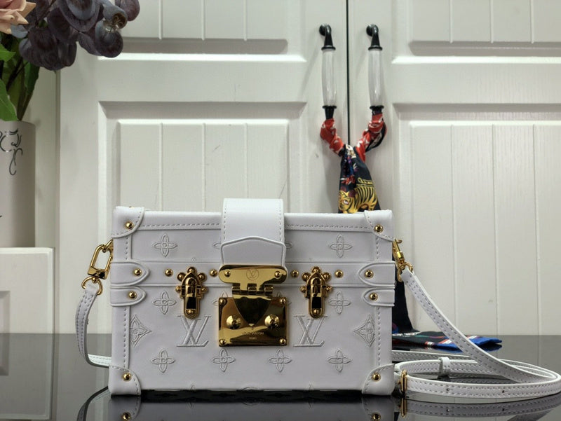 Fashion Lu-Vi bags - 2472
