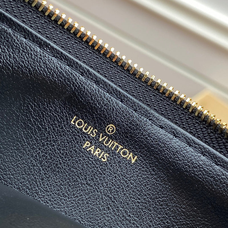 LOV2 Bags - Luxurious Bags  2332