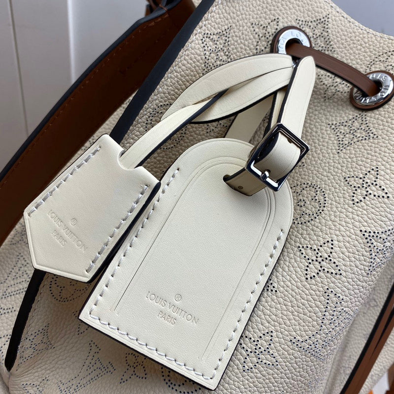 LOV2 Bags - Luxurious Bags  1835
