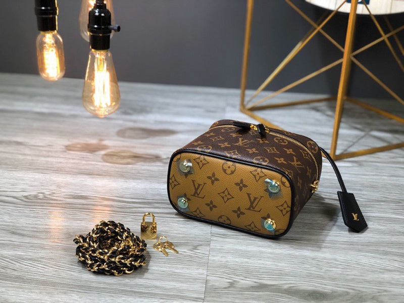 LOV2 Bags - Luxurious Bags  1842