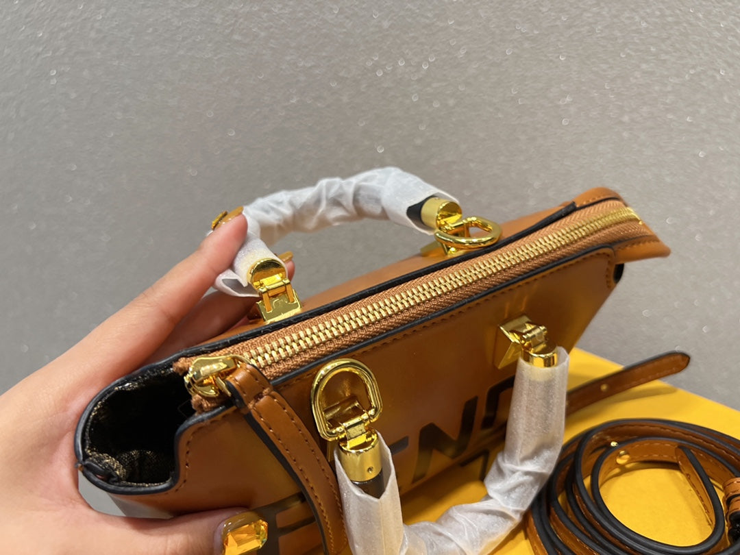 EN - New Lux Bags FEI 275