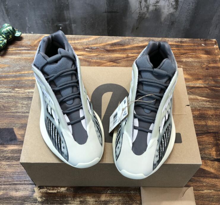 SAMC - YZO Sneakers - 101