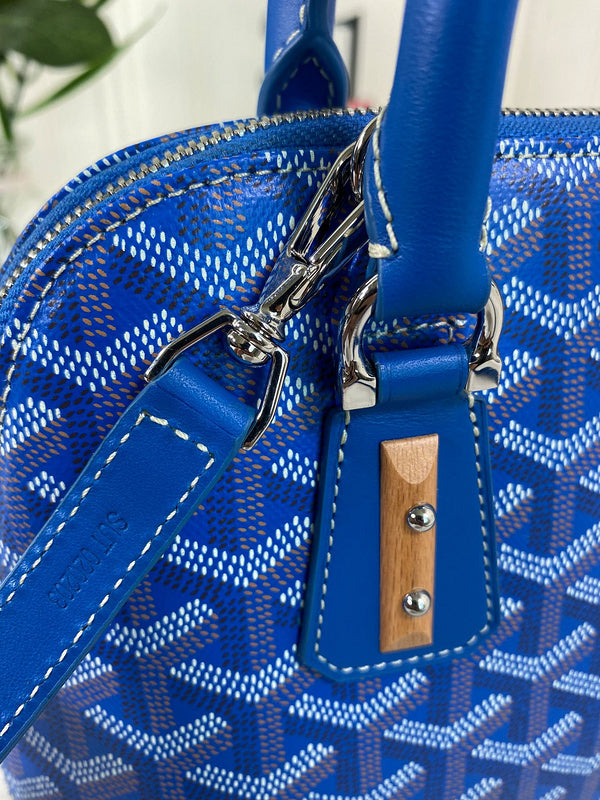 ELE - GOD Bags - 126