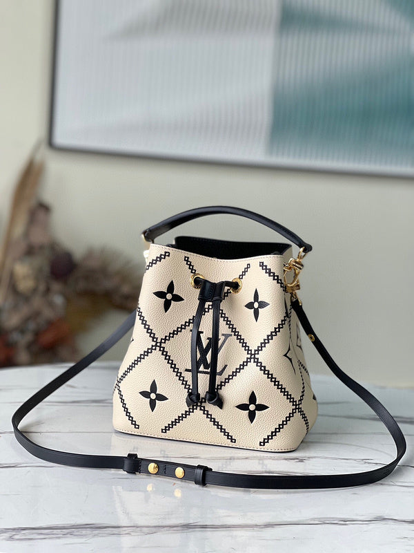 Fashion Lu-Vi bags - 5467