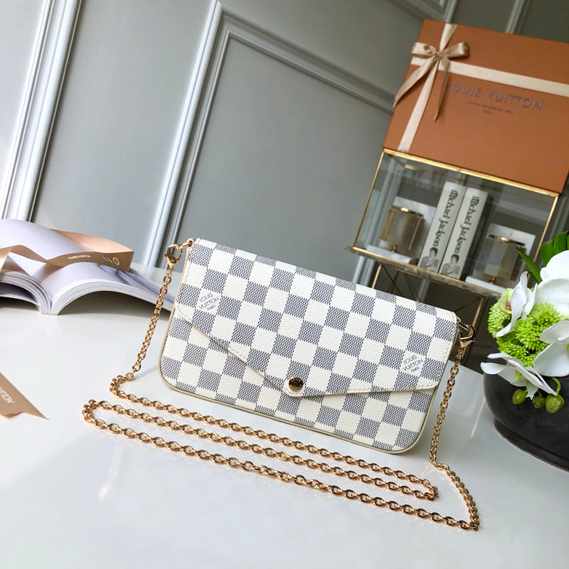 LOV2 Bags - Luxurious Bags  2607