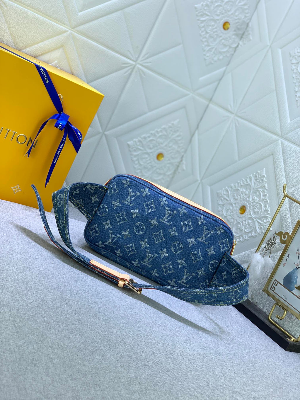 EN - New Bag LUV 639