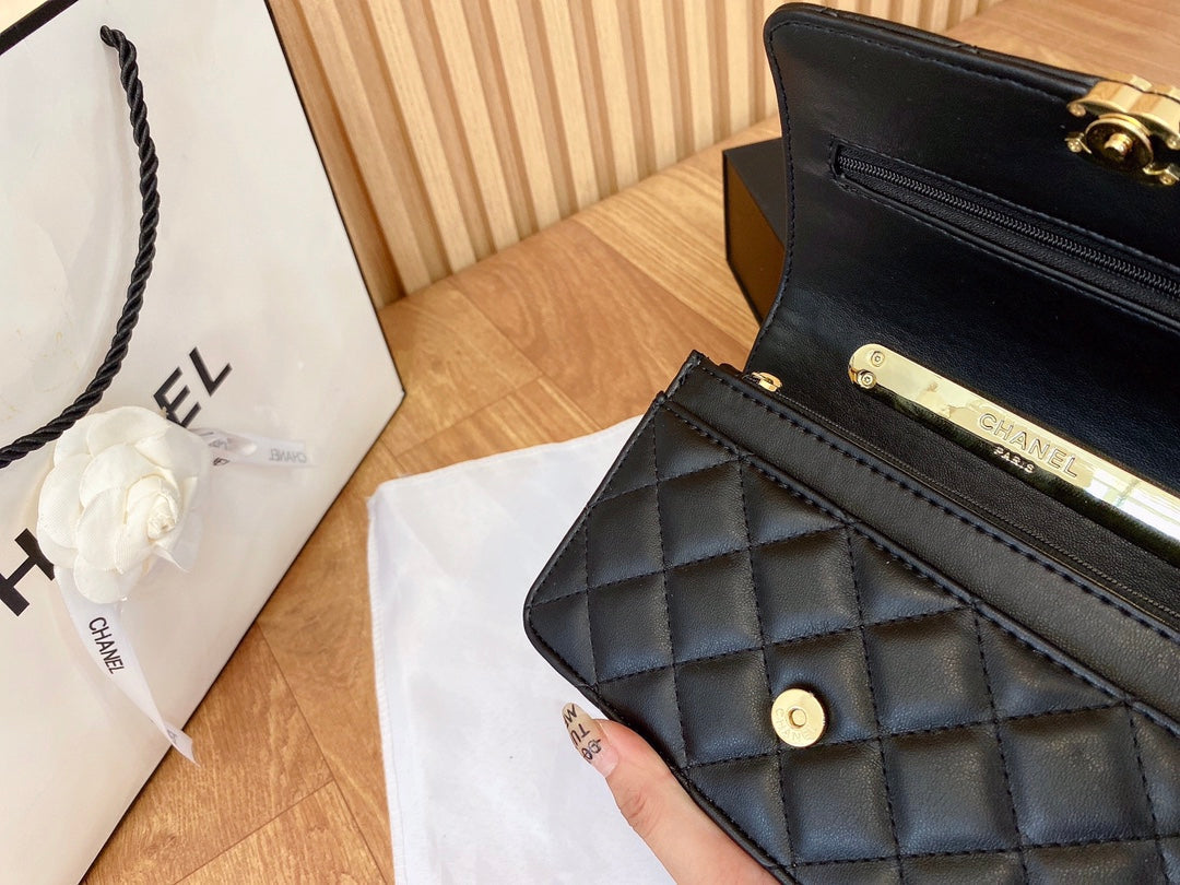 EN - New Lux Bags CHL 361