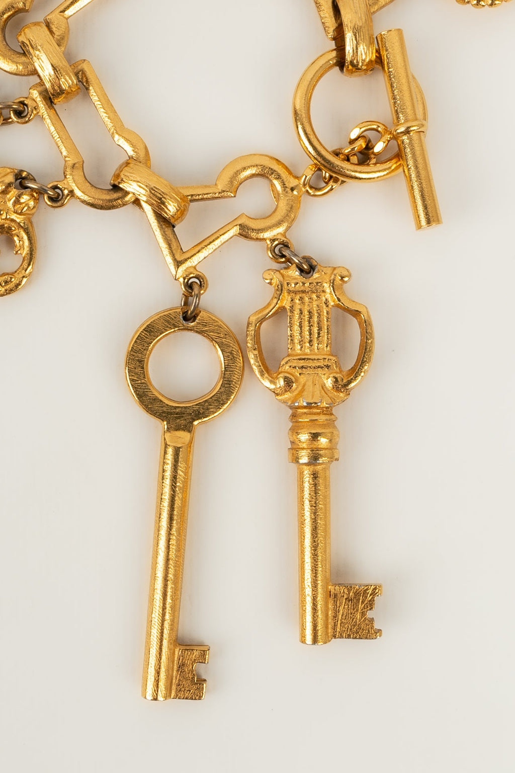 Iconique bracelet "clÃƒÆ’Ã‚Â©s" Chanel 1993