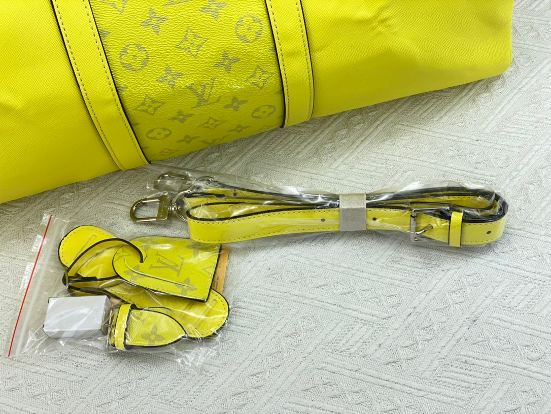 EN - New Arrival Bags LUV 670