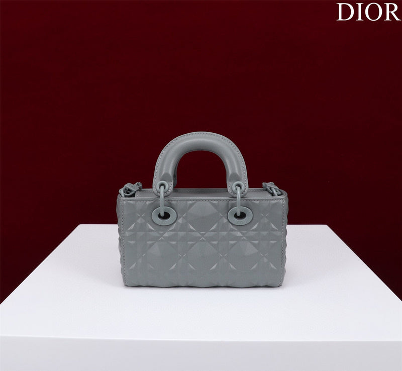ELE - Dir Bags - 1676