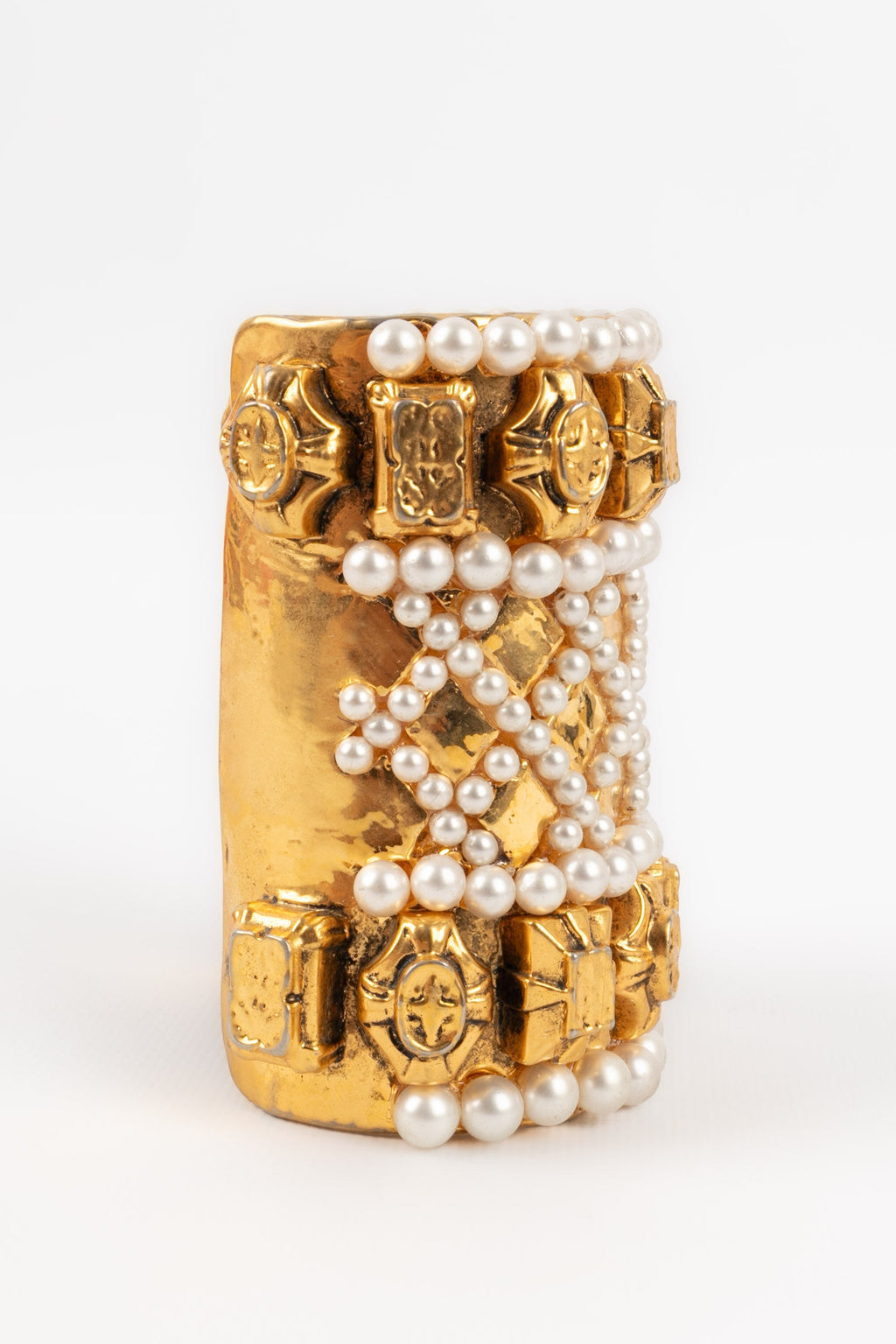 Bracelet manchette Anonyme