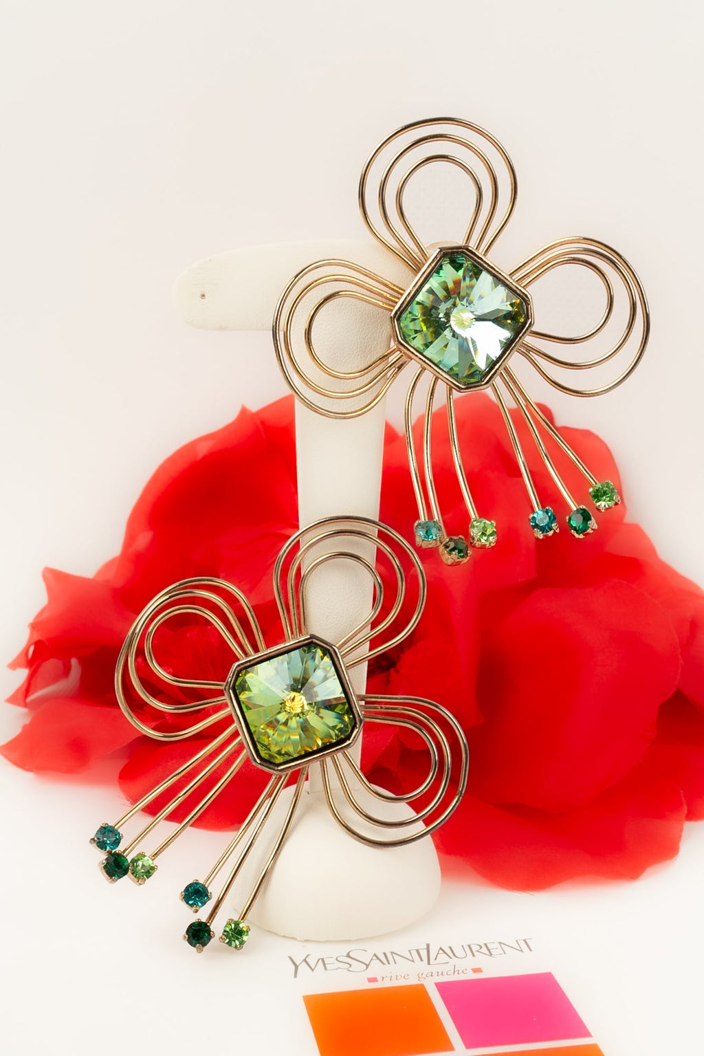 Boucles d'oreilles Yves Saint Laurent
