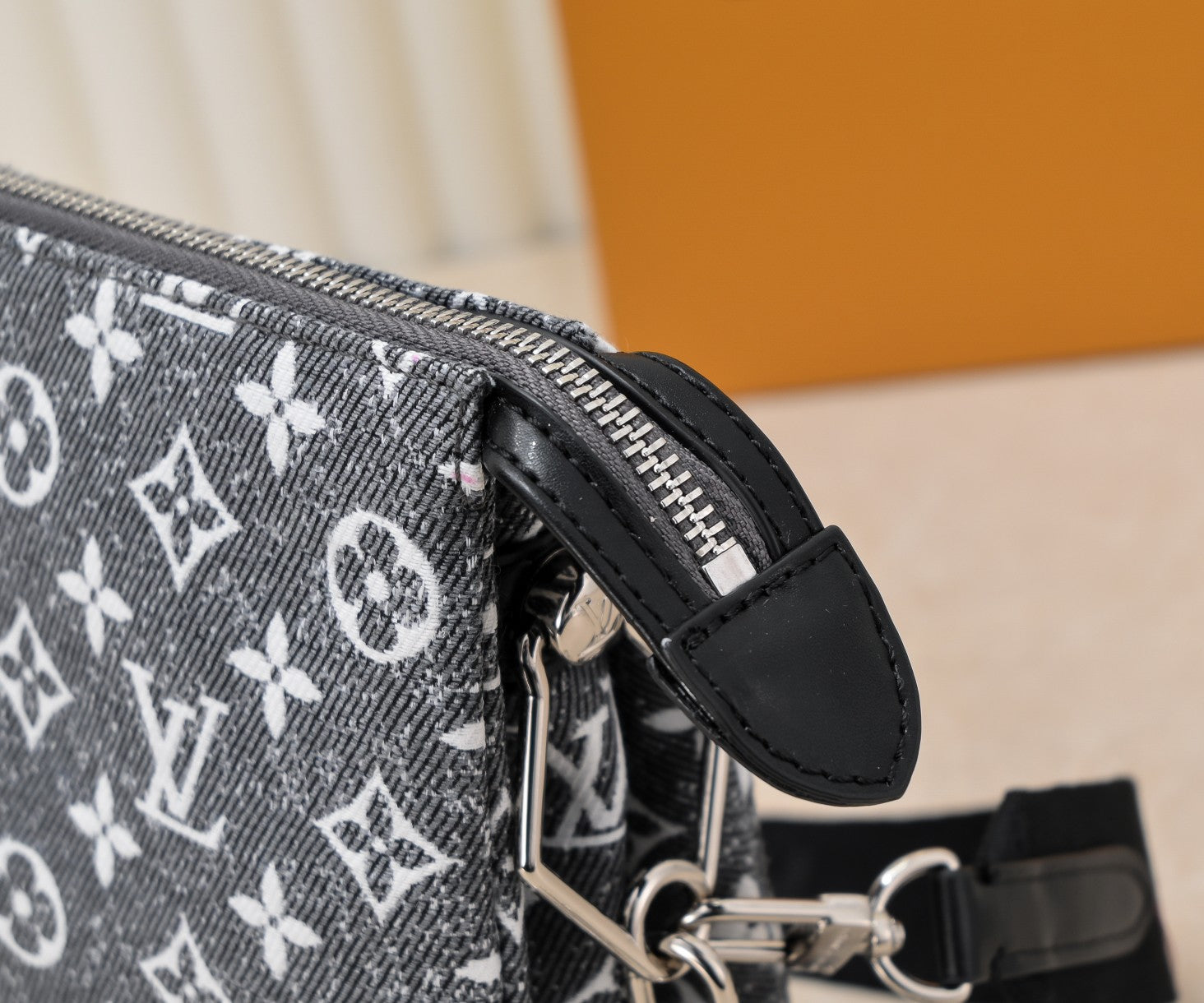 EN - New Bag LUV 656
