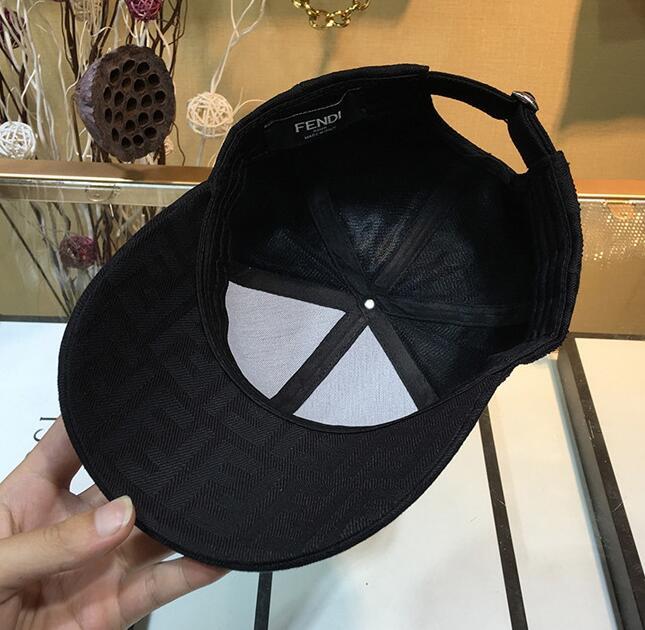 SAMC - Mix Hats - 059