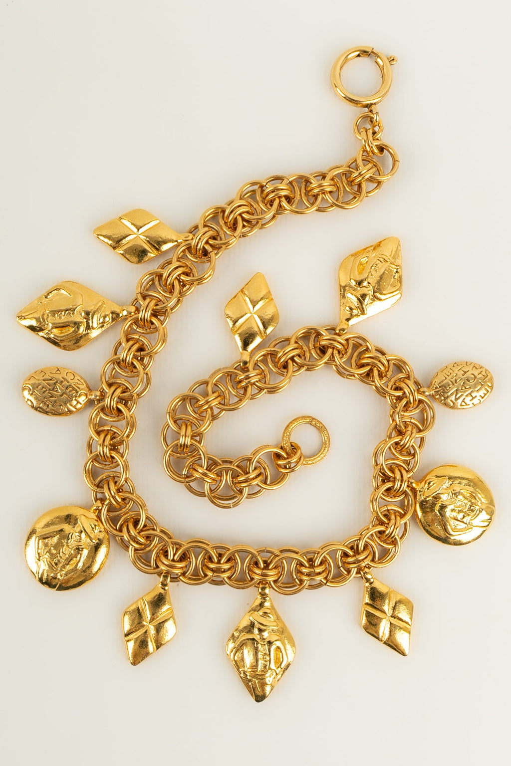 Collier dorÃƒÆ’Ã‚Â© Chanel