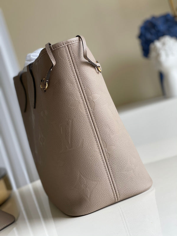 LOV2 Bags - Luxurious Bags  2531