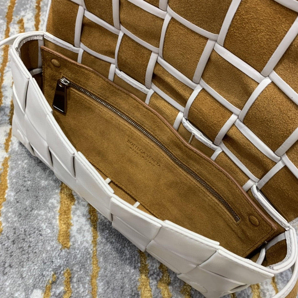 GLAMI Brick Cassette Bag For Women 11in/28cm In White