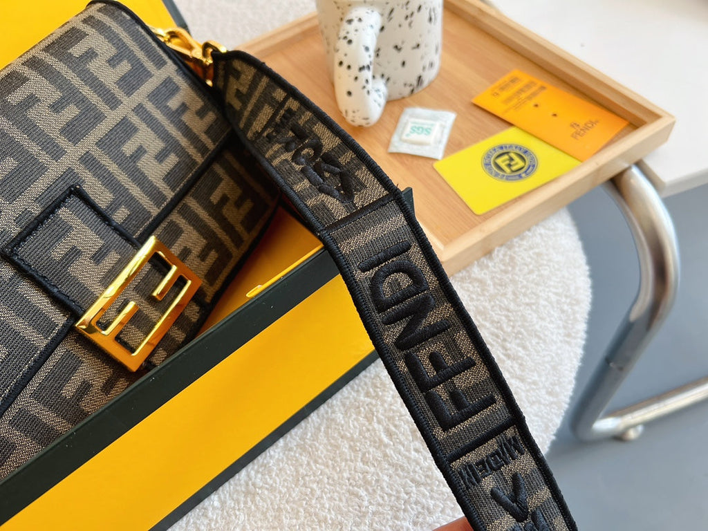 EN - New Lux Bags FEI 271