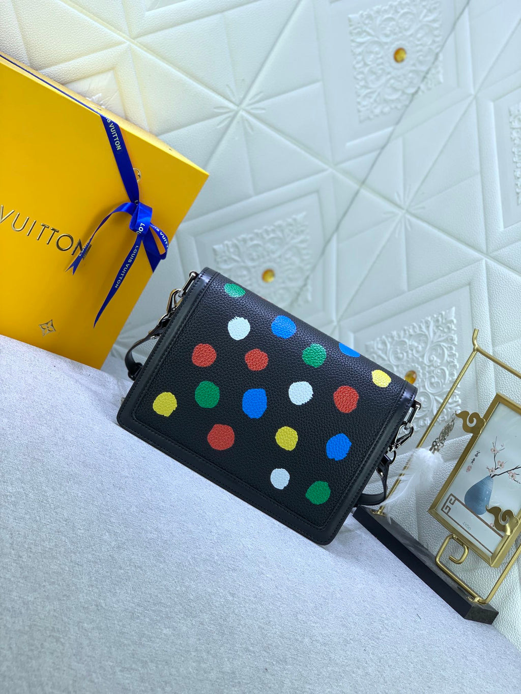 EN - New Arrival Bags LUV 658