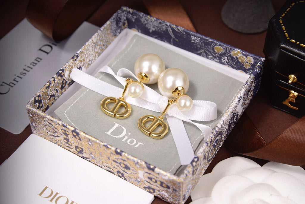 EN - Lux Earring Dir 017