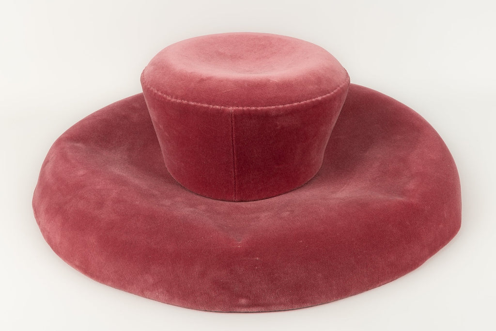 Imposant chapeau en velours rose Marie MerciÃƒÆ’Ã‚Â©