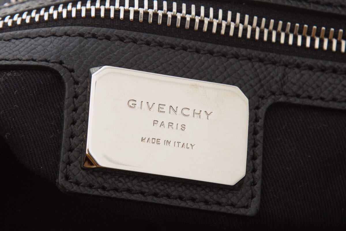 Givenchy Nightingale XL Stachel Black & White Duffle