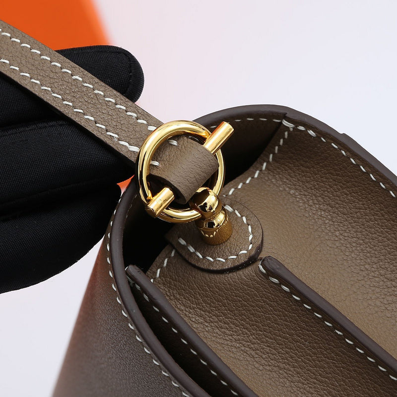 ELE - HMS Bags - 105