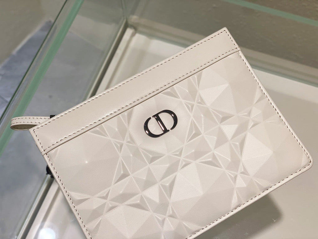 GLAMI Caro Zipped Pouch With Chain White, For Women, WomenÃ¢â‚¬â„¢s Handbags 7.5in/19cm CD