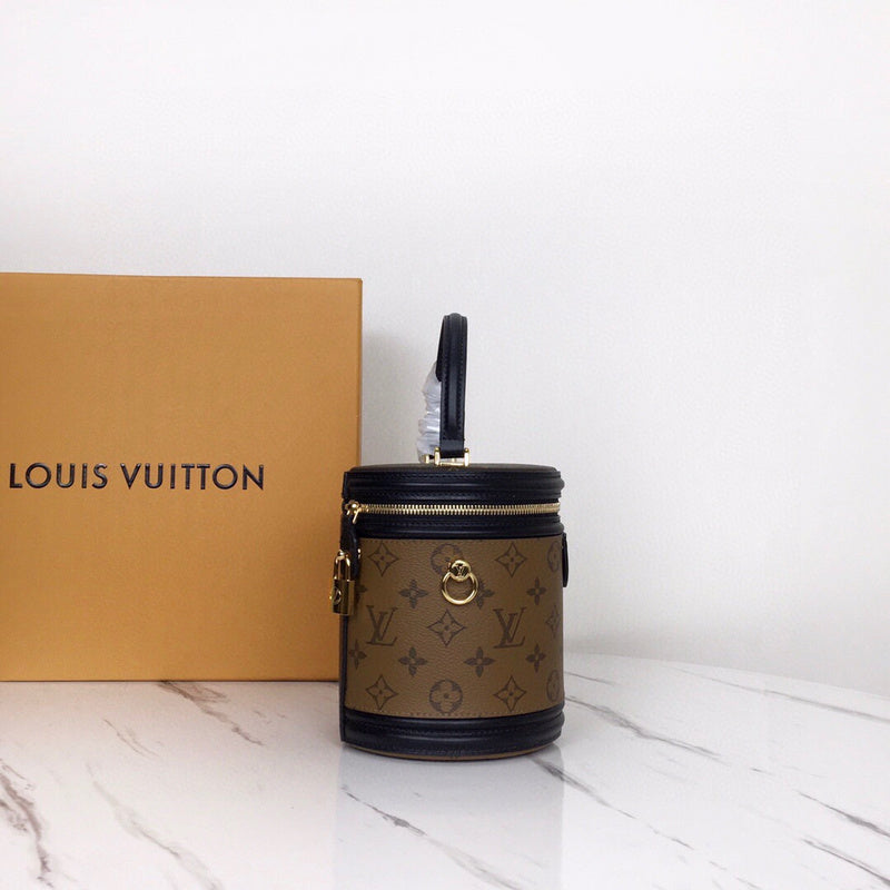 LOV2 Bags - Luxurious Bags  2599