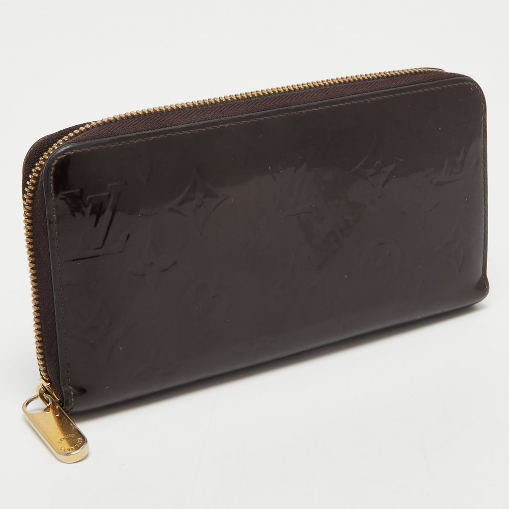 Louis Vuitton Amarante Monogram Vernis Zippy Wallet..