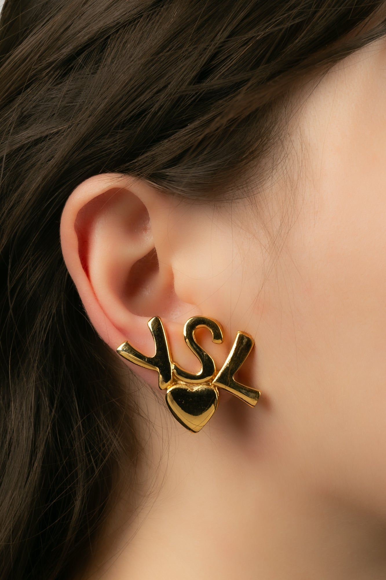 Boucles d'oreilles Yves Saint Laurent