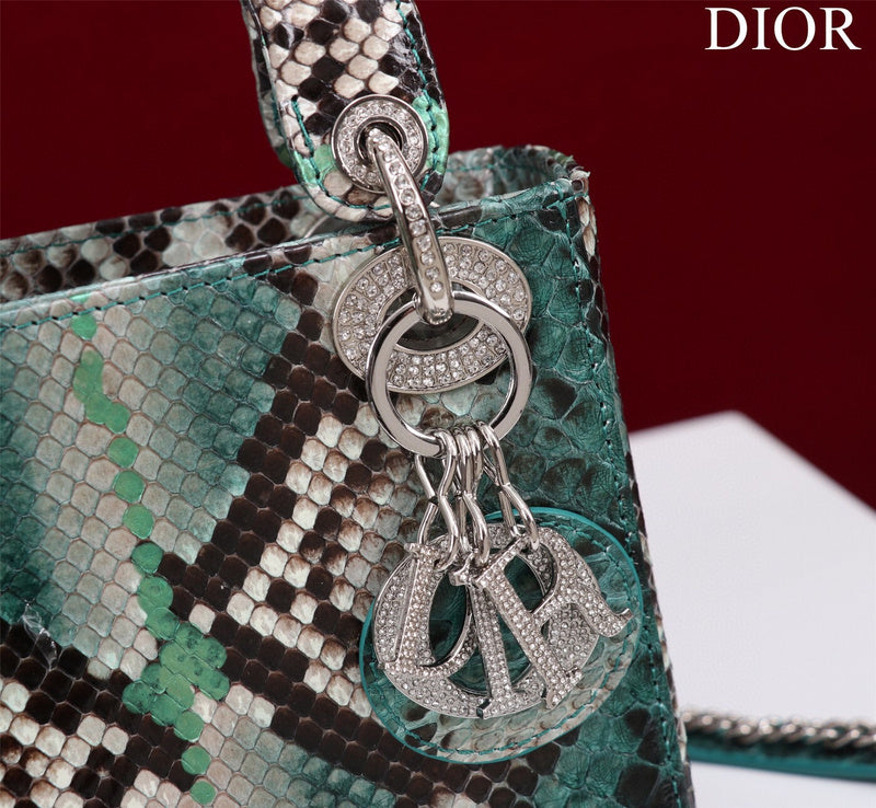 ELE - Dir Bags - 1685