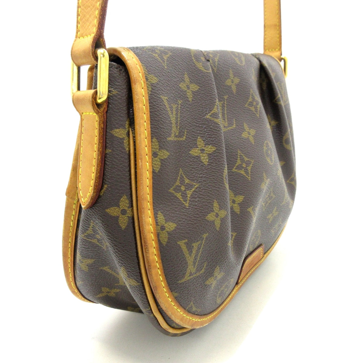Louis Vuitton Ménilmontant  Canvas Shoulder Bag ()