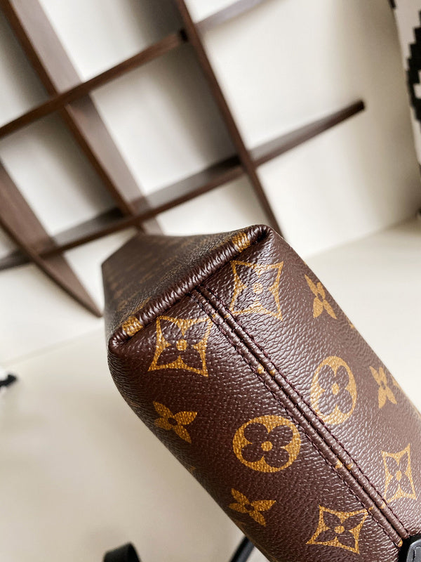 LOV2 Bags - Luxurious Bags  2746