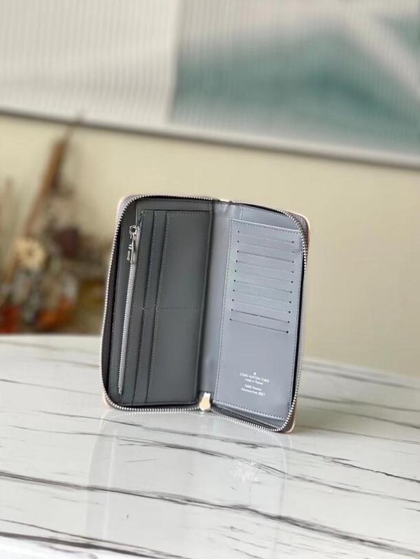 SAMC - Mix Wallets - 086